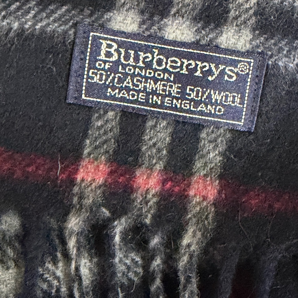 Burberrys Of London Cashmere / Wool Neck Scarf.
